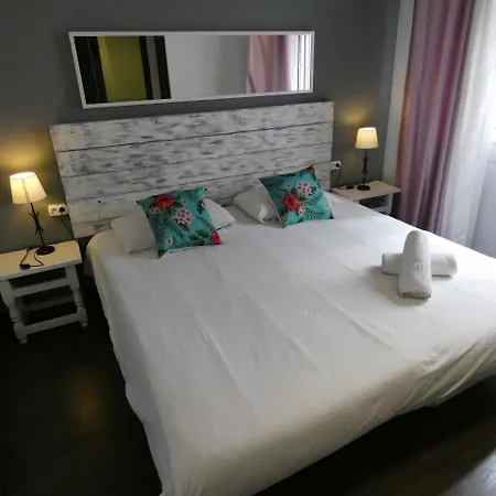Oasis Backpackers' Toledo Ostello Esterno foto